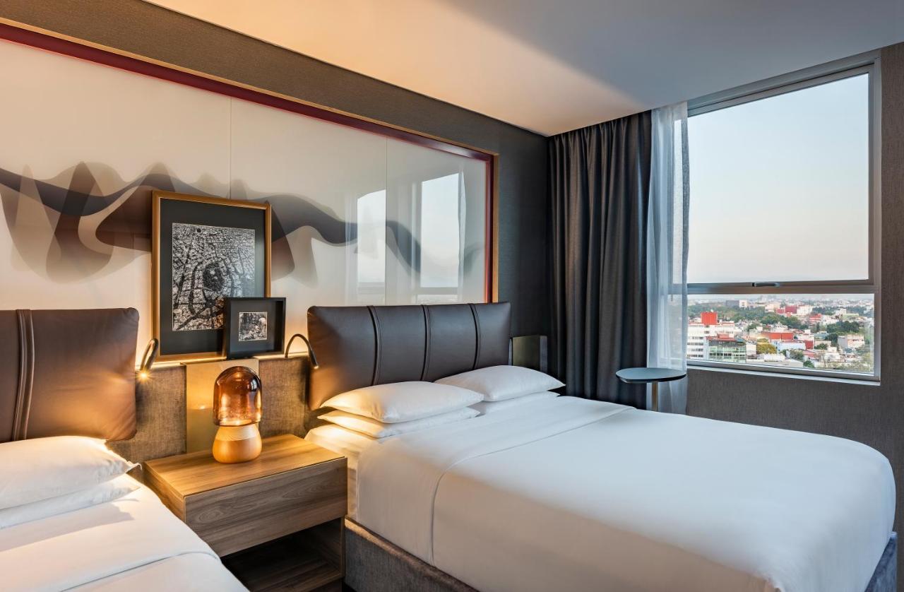 Andaz Condesa 5*