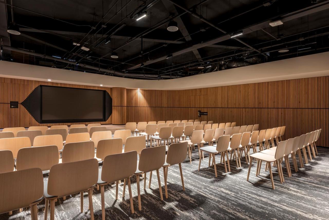 Andaz Condesa 5*