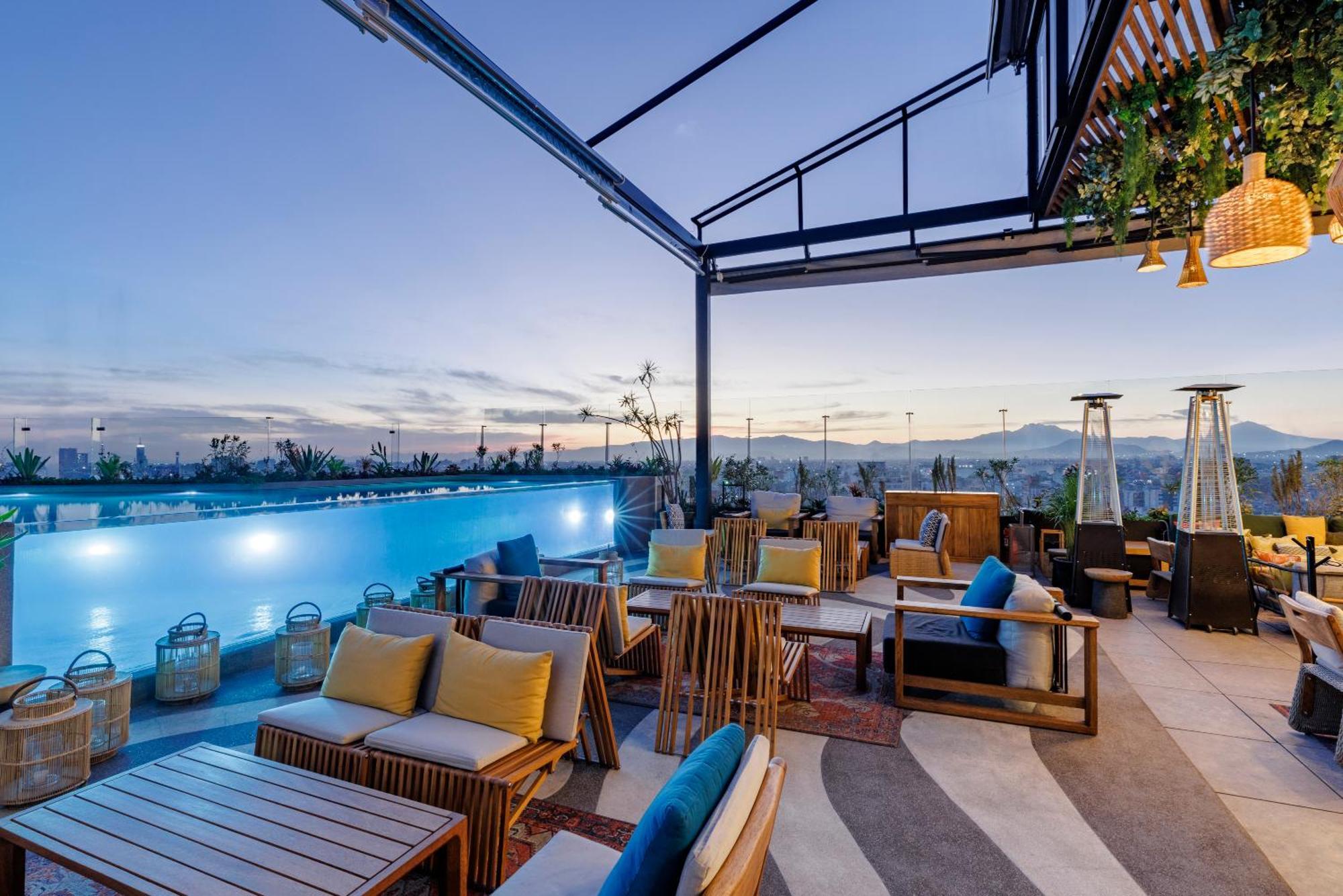 Andaz Condesa 5*